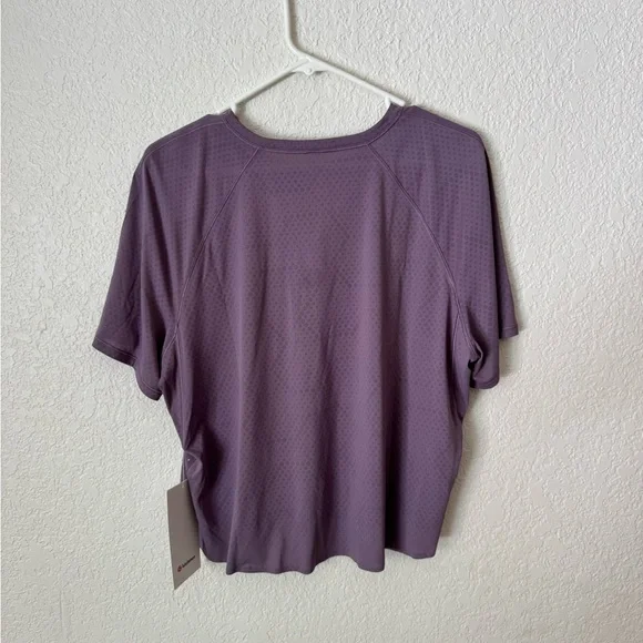 NWT Lululemon Running T-Shirt - Size 14 - Picture 4 of 5